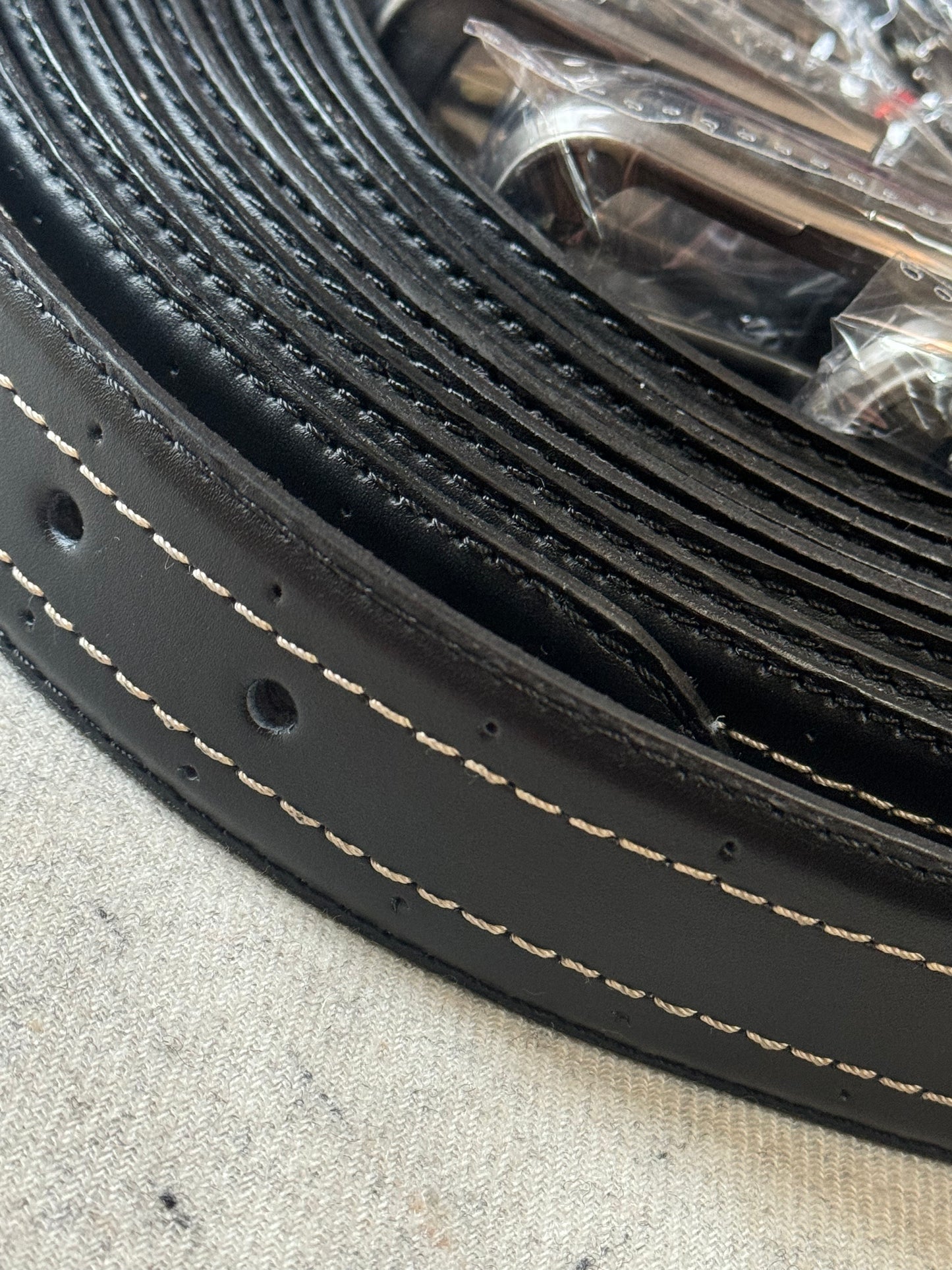 Men's leather belt