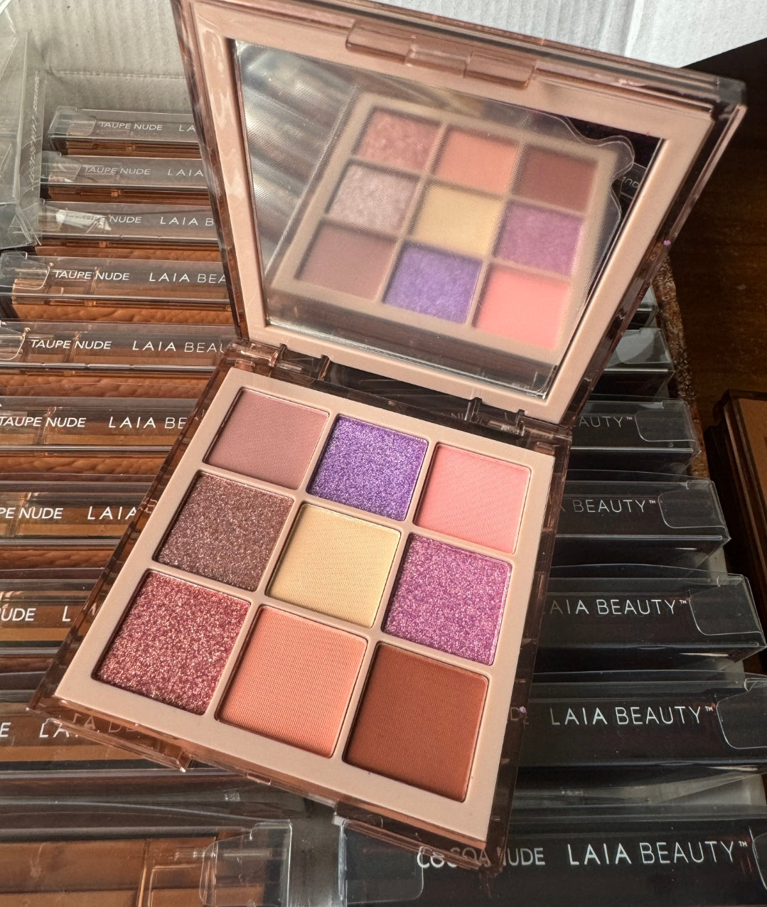 LAIA beauty eyeshadow palette